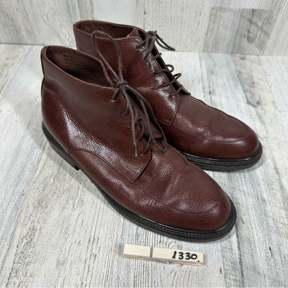 Eddie Bauer Brown Leather Lace-Up Ankle Boots #1330 - Picture 13 of 13